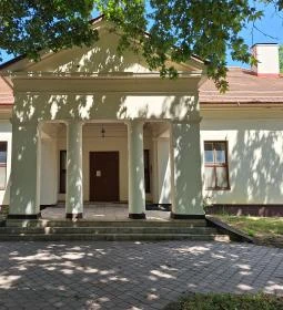 Fiáth-Bezerédj-Gindhy-kiskastély