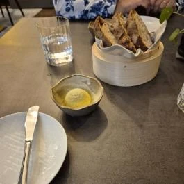 Fiktív, Budapest - Étel/ital