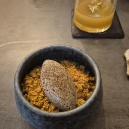 Fiktív, Budapest - Étel/ital