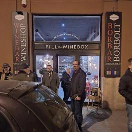 Fill the Winebox Budapest - Külső kép