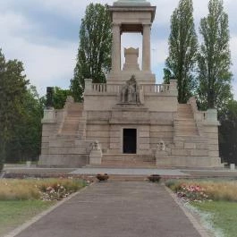 Fiumei úti Sírkert Budapest - Külső kép