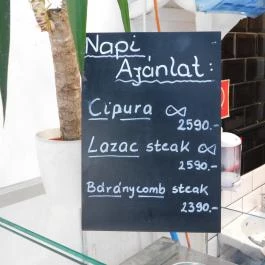 Floga Grill Budapest - Belső