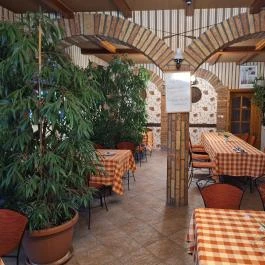 Flóra Vendéglő Bócsa - Belső