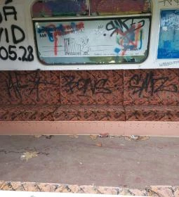 A Földből kitörő metrókocsi