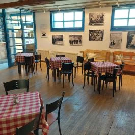 Fonó Budai Zeneház Kávézó, Budapest - Belső