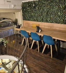 Food House