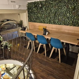 Food House Budapest - Belső