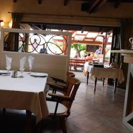 Forgó Étterem , Dunabogdány - Belső