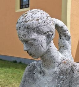 Forradalom és szabadságharc emlékműve