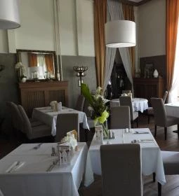 Fóti Kastély étterem