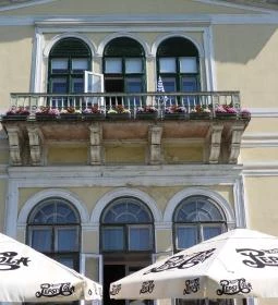 Fóti Kastély étterem