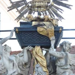 Frigyláda-szobor Győr - Egyéb