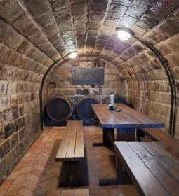 Frikker Pince Tokaj-Hegyalja