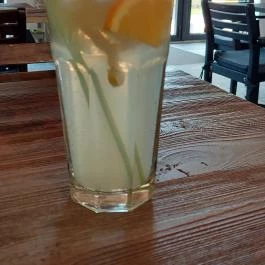 Für Elise Bisztró, Martonvásár - Étel/ital