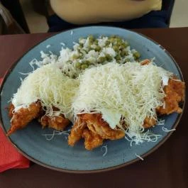 Fürtös Vendéglő , Kecel - Étel/ital