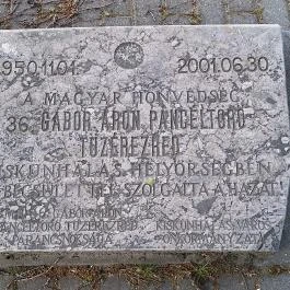 Gábor Áron Páncéltörő Tüzérezred emlékműve Kiskunhalas - Egyéb
