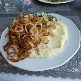 Galéria Étterem Igal - Étel/ital