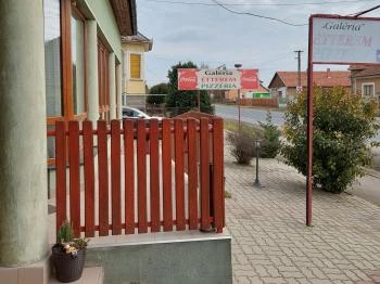 Galéria Étterem & Pizzéria Pusztamonostor