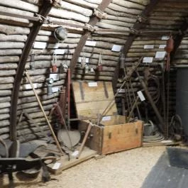 Gánti Bauxitföldtani Park, Gánt - Belső