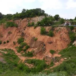 Gánti Bauxitföldtani Park, Gánt - Külső kép