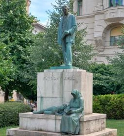 Gárdonyi Géza szobor