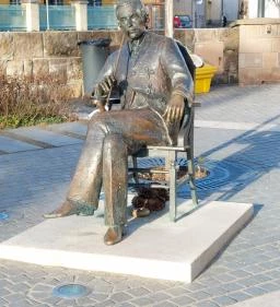 Gárdonyi Géza szobor