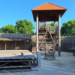 Gárdonyi Rönkvár Gárdony - Belső