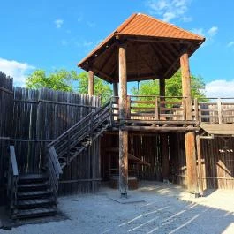 Gárdonyi Rönkvár Gárdony - Belső