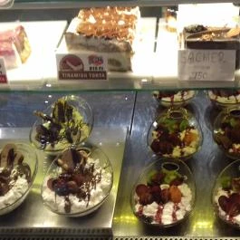 Gelato - Ice Cream Shop - Allee, Budapest - Étel/ital