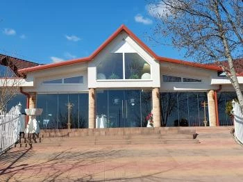 Gémeskút Étterem Sukoró