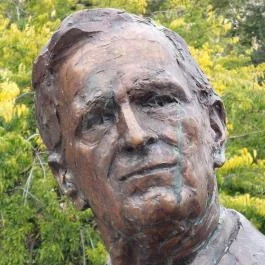 George Bush szobra, Budapest - Egyéb