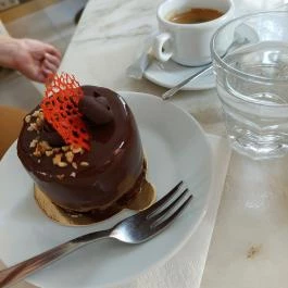 Geraldine – Auguszt Múzeumkert Budapest - Étel/ital