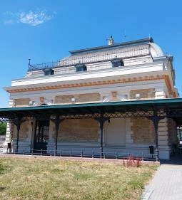 Gödöllői Királyi Váró