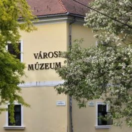 Gödöllői Városi Múzeum Gödöllő - Külső kép