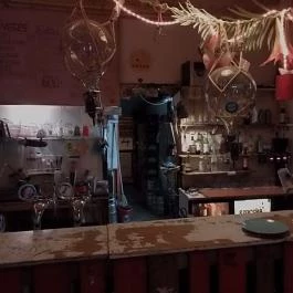 Gólya Presszó Budapest - Belső