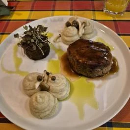 Gólyafészek Vendéglő, Pápa - Étel/ital