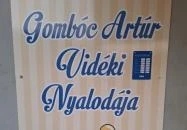 Gombóc Artúr Vidéki Nyalodája Mónosbél