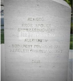 Göncz Árpád szobra