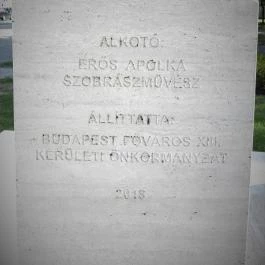 Göncz Árpád szobra Budapest - Egyéb