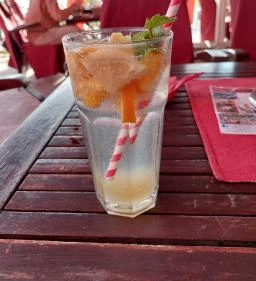 Gondűző Étterem & Pizzéria