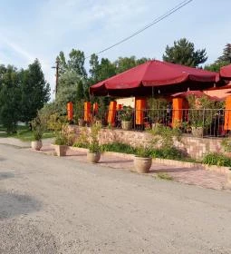 Gondűző Étterem & Pizzéria