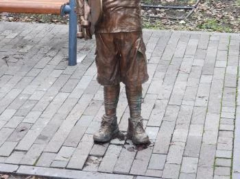 Gördeszkás fiú Szolnok