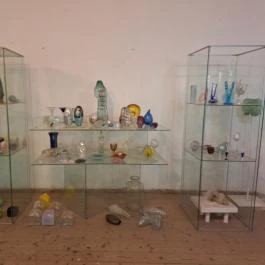 Goszthony Mária Emlékmúzeum és Nemzetközi Üvegmúzeum Bárdudvarnok - Belső