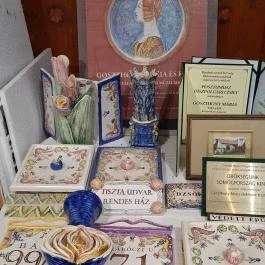 Goszthony Mária Emlékmúzeum és Nemzetközi Üvegmúzeum Bárdudvarnok - Egyéb