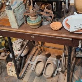 Goszthony Mária Emlékmúzeum és Nemzetközi Üvegmúzeum Bárdudvarnok - Egyéb