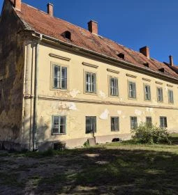340. legjobb látnivaló: Gotthárd Felsőbüki Nagy Kastély