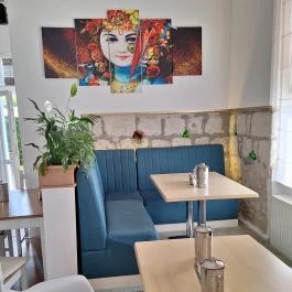 Govinda Vegetáriánus Étterem Eger - Belső