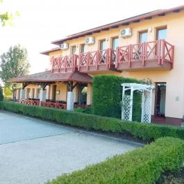 Granárium Étterem, Borozó Nagysáp - Külső kép