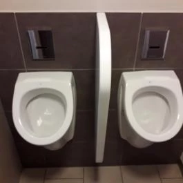 Granárium Étterem, Borozó Nagysáp - Mosdó