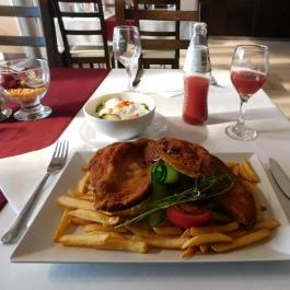 Granárium Étterem, Borozó Nagysáp - Étel/ital